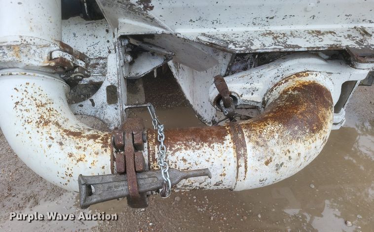 image for item DR4899 2007 Mack MR600 concrete pump truck