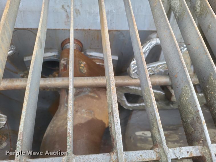 image for item DR4899 2007 Mack MR600 concrete pump truck