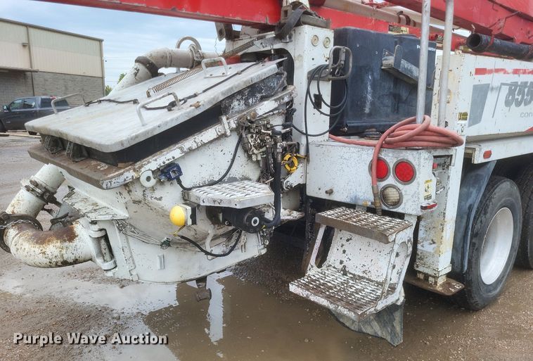 image for item DR4899 2007 Mack MR600 concrete pump truck