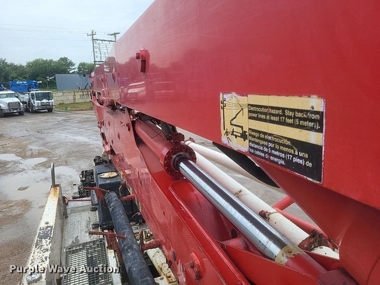 image for item DR4899 2007 Mack MR600 concrete pump truck