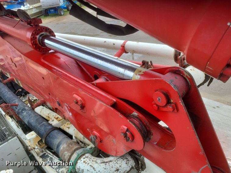 image for item DR4899 2007 Mack MR600 concrete pump truck