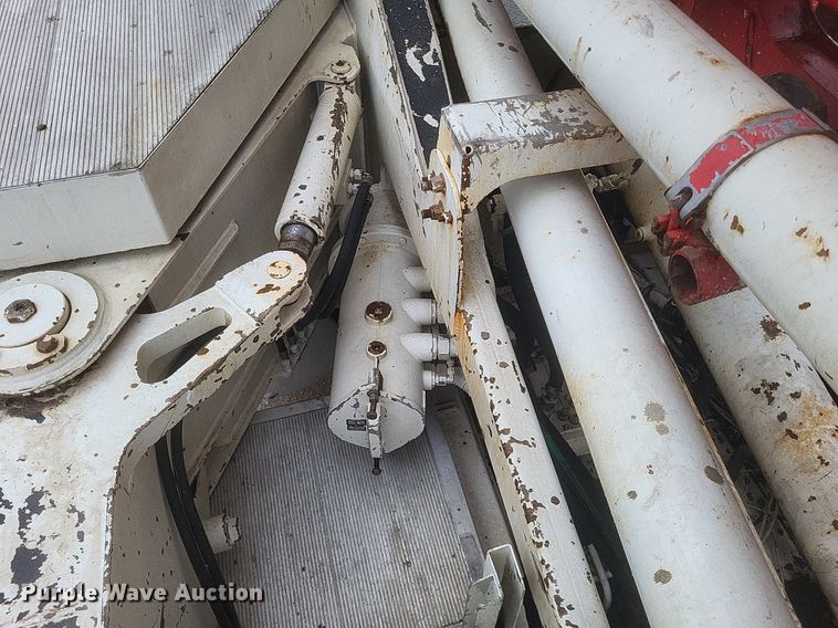 image for item DR4899 2007 Mack MR600 concrete pump truck