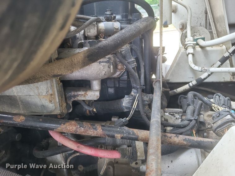 image for item DR4899 2007 Mack MR600 concrete pump truck