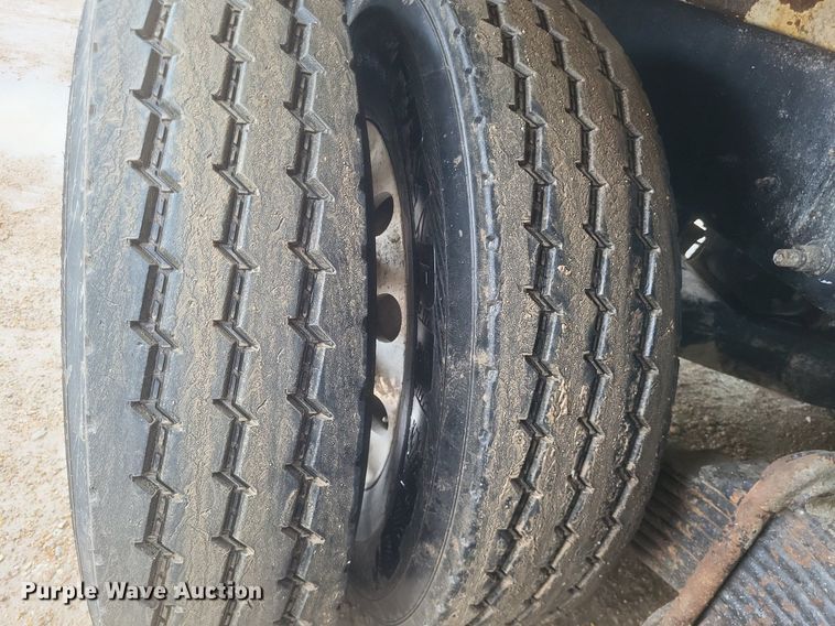 image for item DR4899 2007 Mack MR600 concrete pump truck