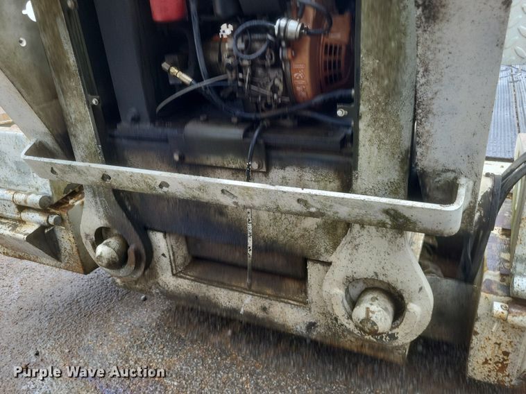 image for item DR4902 2006 XL 110CHDG lowboy equipment trailer