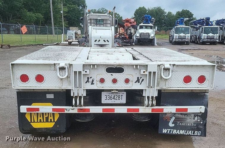 image for item DR4902 2006 XL 110CHDG lowboy equipment trailer