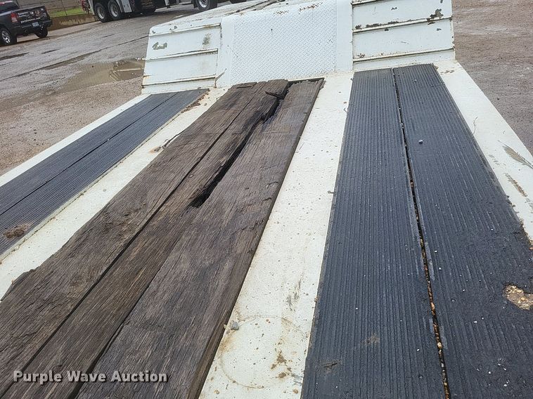 image for item DR4902 2006 XL 110CHDG lowboy equipment trailer