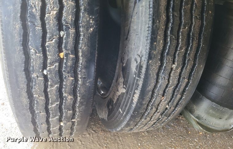 image for item DR4902 2006 XL 110CHDG lowboy equipment trailer