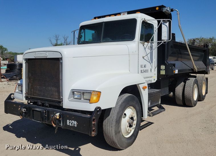 image for item DR8014 2003 Freightliner FLD120 dump truck