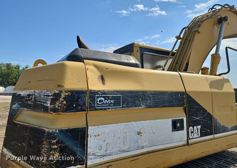 image for item DR8715 1992 Caterpillar  320L excavator