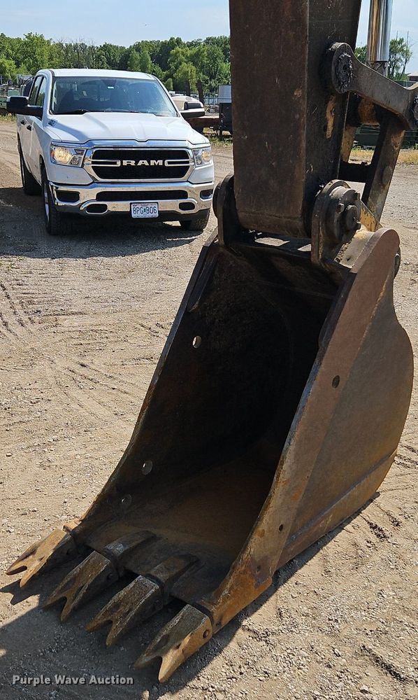 image for item DR8715 1992 Caterpillar  320L excavator