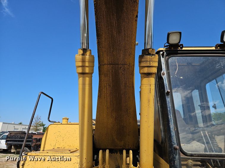 image for item DR8715 1992 Caterpillar  320L excavator