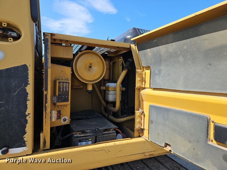 image for item DR8715 1992 Caterpillar  320L excavator