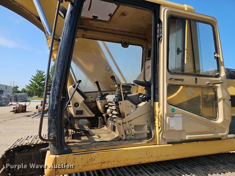 image for item DR8715 1992 Caterpillar  320L excavator