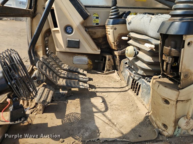 image for item DR8715 1992 Caterpillar  320L excavator