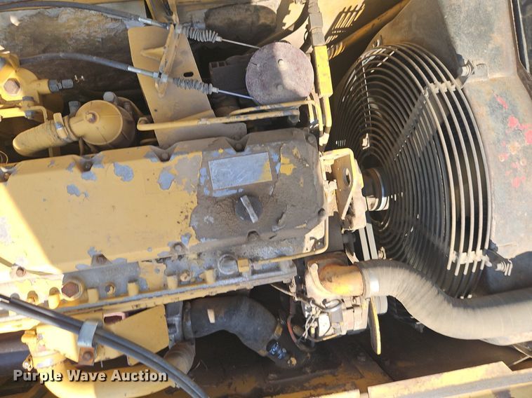 image for item DR8715 1992 Caterpillar  320L excavator