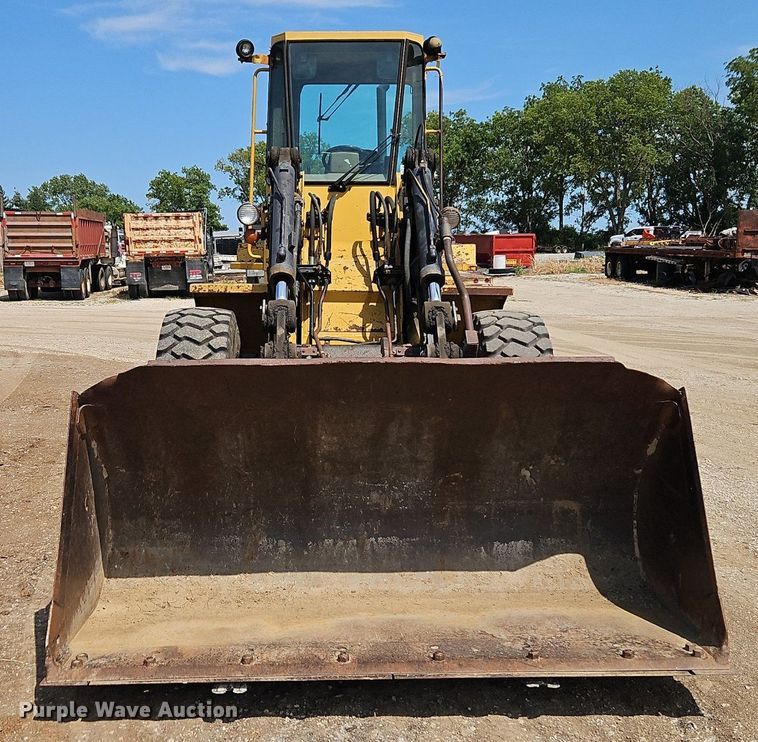 image for item DR8716 1990 Caterpillar  IT28B wheel loader