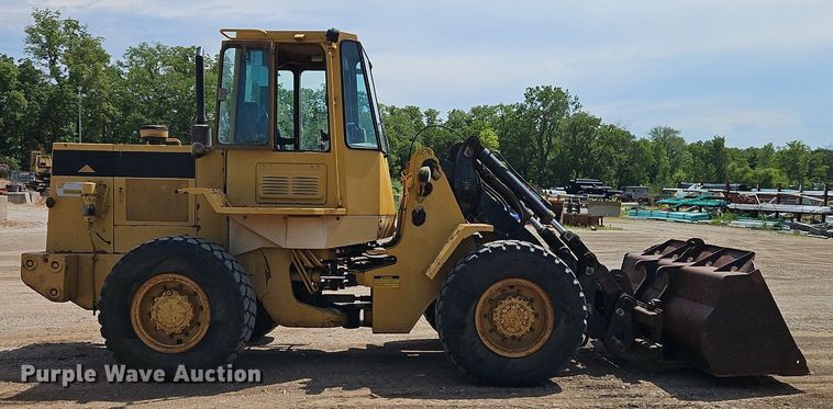 image for item DR8716 1990 Caterpillar  IT28B wheel loader
