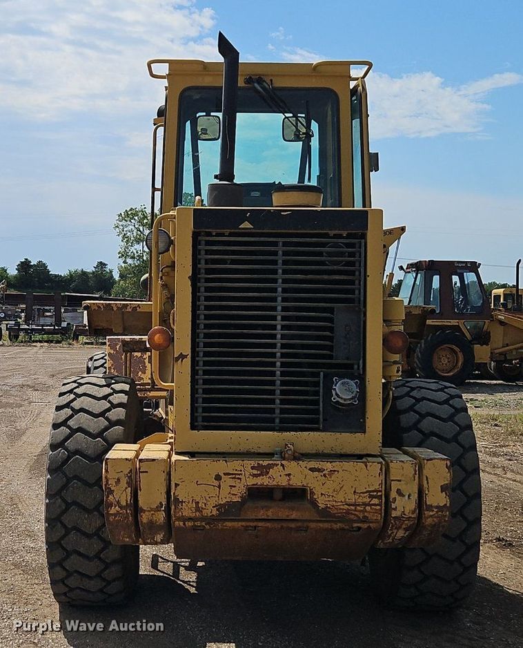 image for item DR8716 1990 Caterpillar  IT28B wheel loader