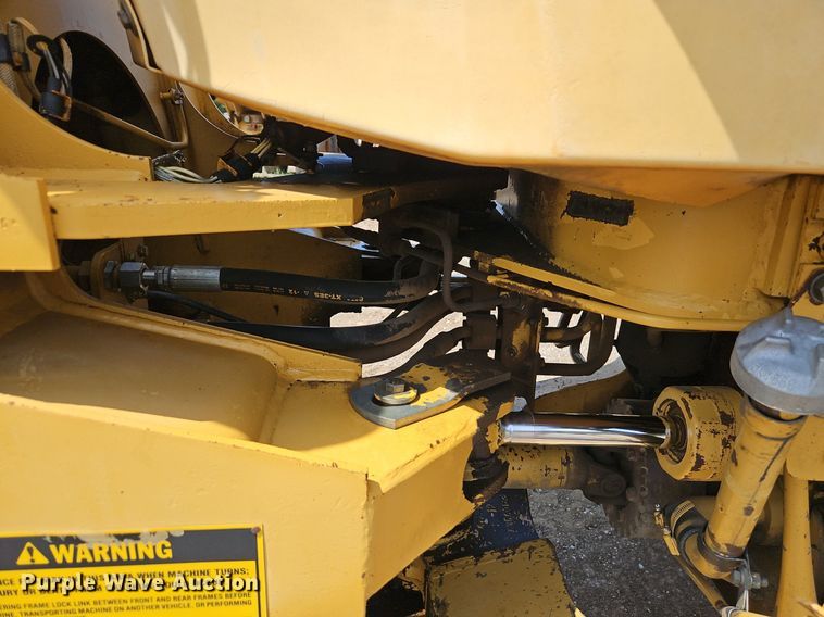 image for item DR8716 1990 Caterpillar  IT28B wheel loader