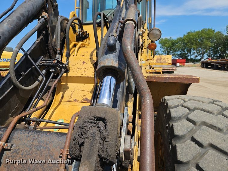 image for item DR8716 1990 Caterpillar  IT28B wheel loader