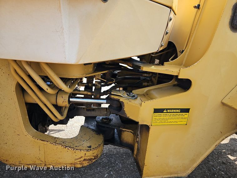 image for item DR8716 1990 Caterpillar  IT28B wheel loader
