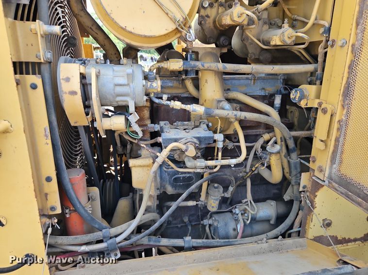 image for item DR8716 1990 Caterpillar  IT28B wheel loader