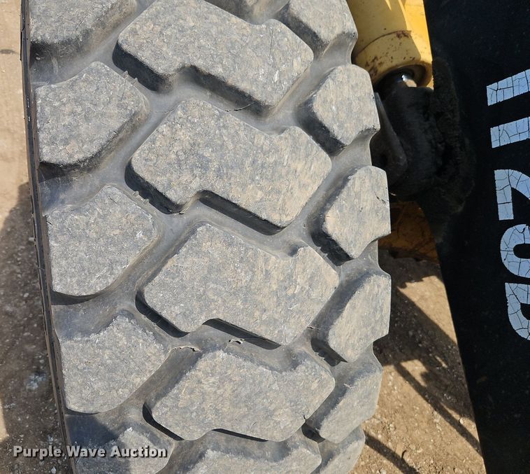 image for item DR8716 1990 Caterpillar  IT28B wheel loader