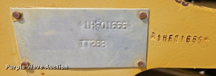 image for item DR8716 1990 Caterpillar  IT28B wheel loader