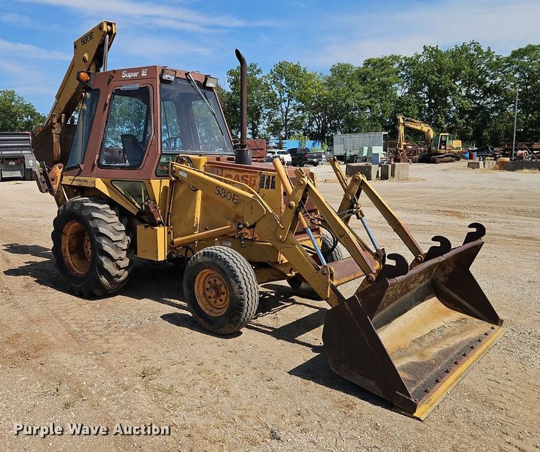 image for item DR8717 1985 Case 580 Super E backhoe