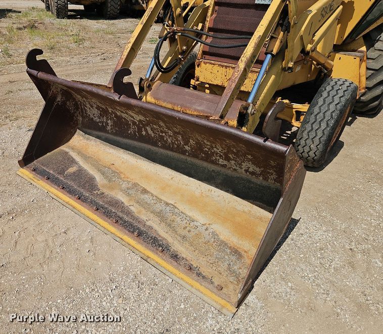 image for item DR8717 1985 Case 580 Super E backhoe