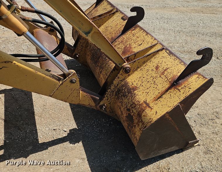 image for item DR8717 1985 Case 580 Super E backhoe