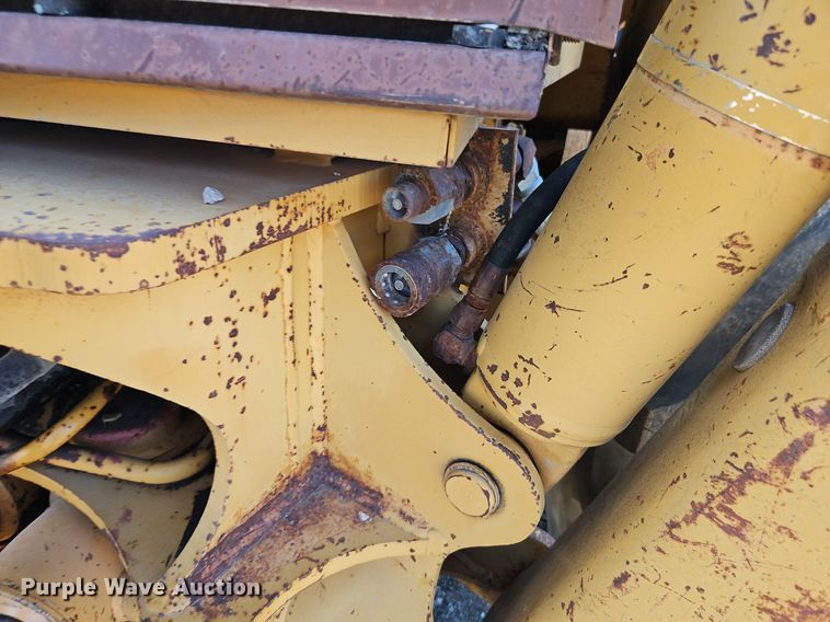 image for item DR8717 1985 Case 580 Super E backhoe