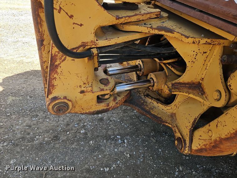 image for item DR8717 1985 Case 580 Super E backhoe
