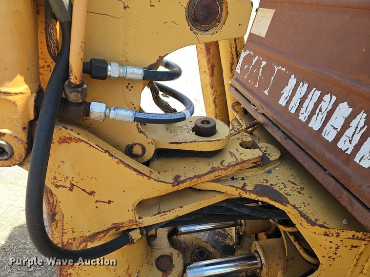 image for item DR8717 1985 Case 580 Super E backhoe