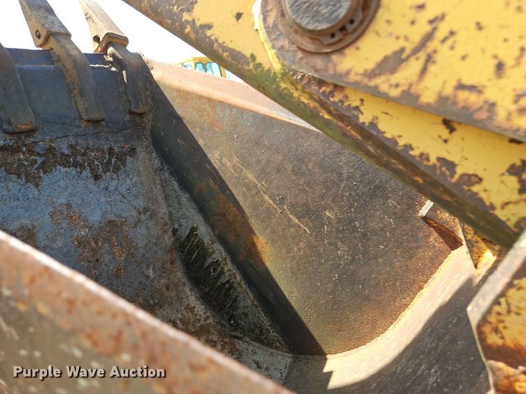 image for item DR8717 1985 Case 580 Super E backhoe