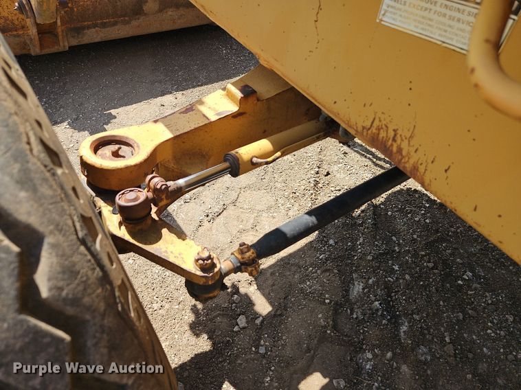 image for item DR8717 1985 Case 580 Super E backhoe