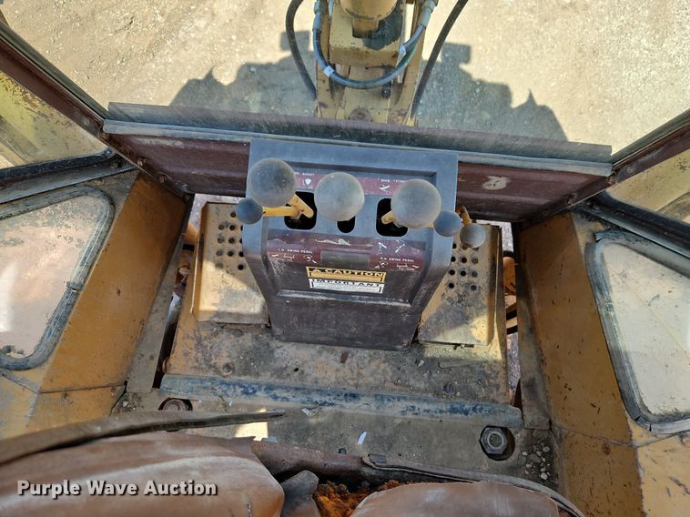 image for item DR8717 1985 Case 580 Super E backhoe