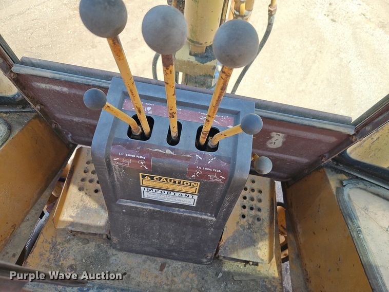 image for item DR8717 1985 Case 580 Super E backhoe