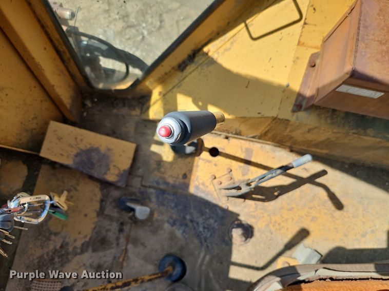 image for item DR8717 1985 Case 580 Super E backhoe