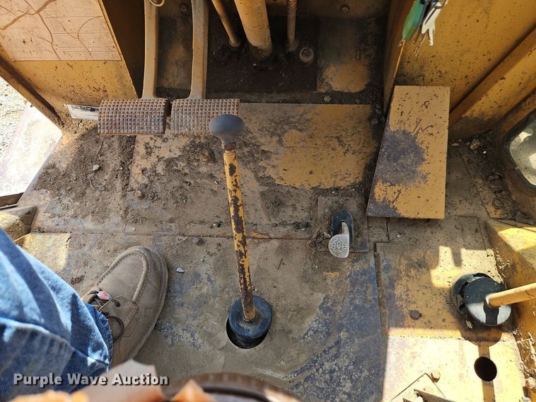 image for item DR8717 1985 Case 580 Super E backhoe