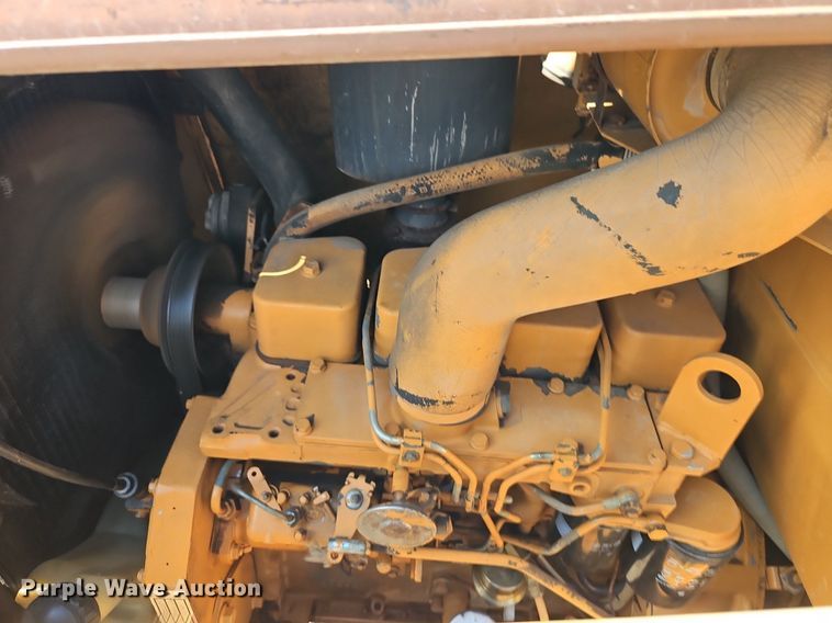 image for item DR8717 1985 Case 580 Super E backhoe