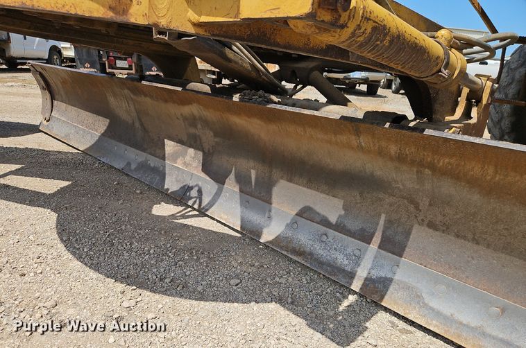 image for item DR8718 1977 Caterpillar  14G motor grader
