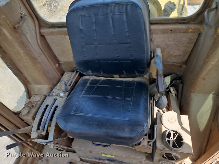 image for item DR8718 1977 Caterpillar  14G motor grader