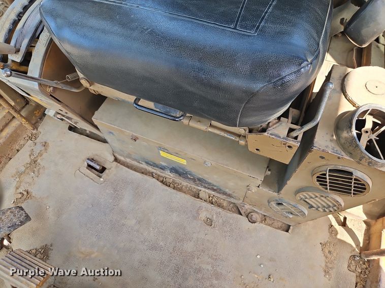 image for item DR8718 1977 Caterpillar  14G motor grader