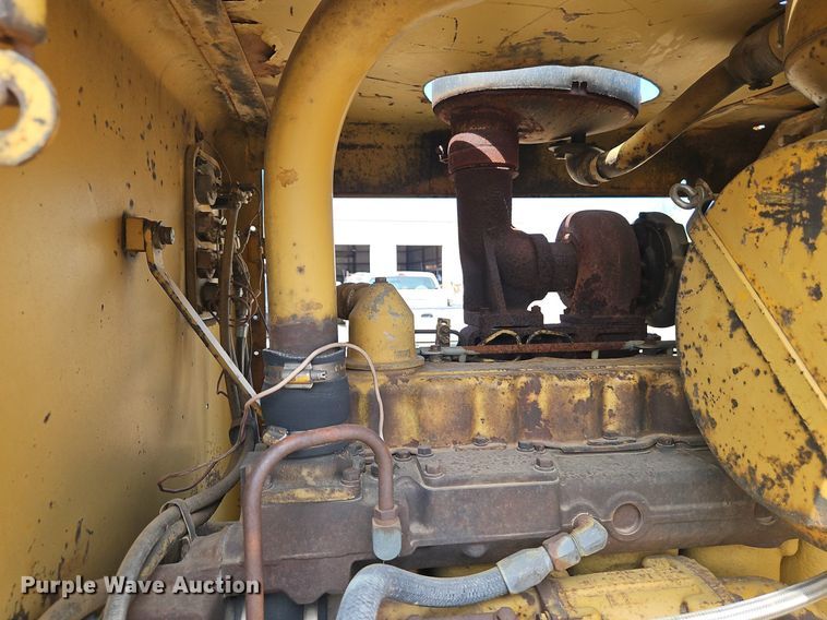 image for item DR8718 1977 Caterpillar  14G motor grader