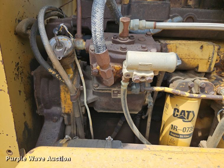 image for item DR8718 1977 Caterpillar  14G motor grader