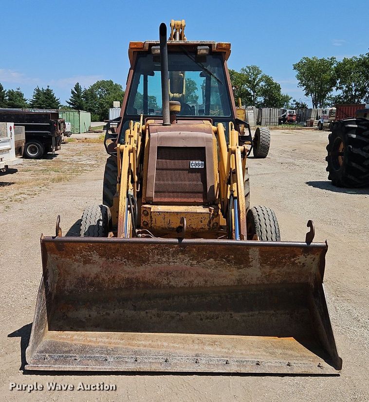 image for item DR8720 1992 Case 580 Super K backhoe