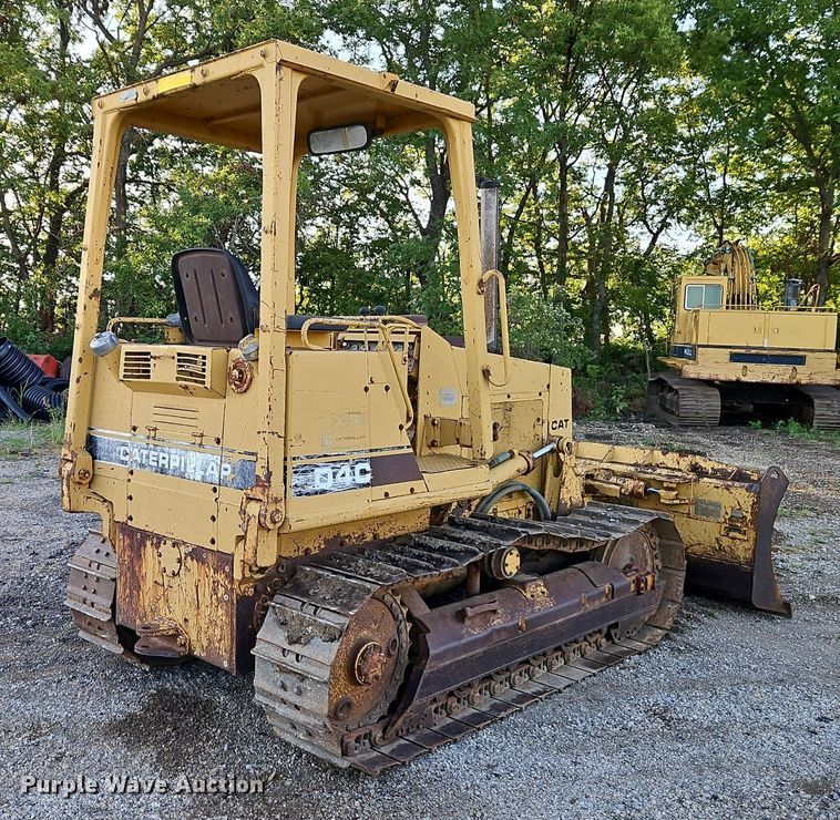 image for item DR8721 1989 Caterpillar  D4C dozer