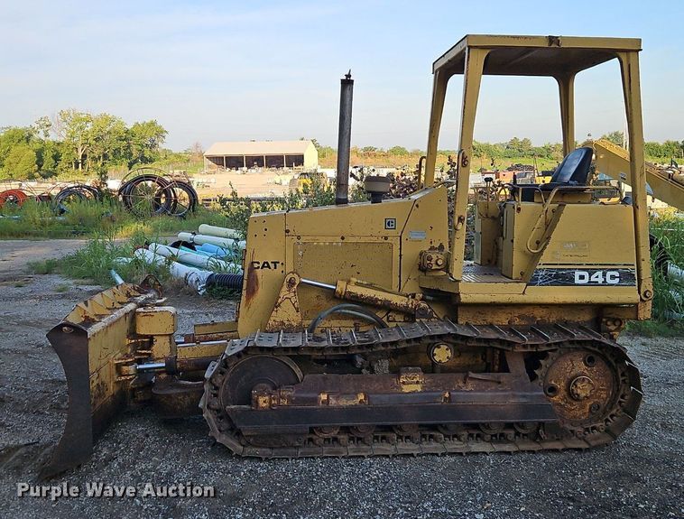 image for item DR8721 1989 Caterpillar  D4C dozer